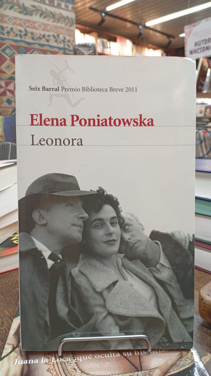 Leonora - Elena Poniatowska